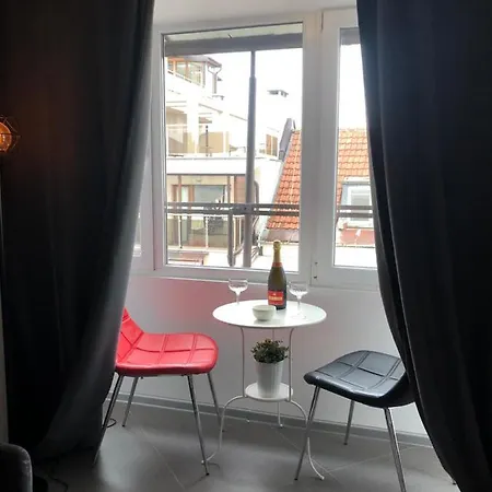 Top Floor - Alexander Nevski Cathedral Apartment